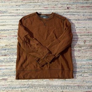 Men’s simple crewneck